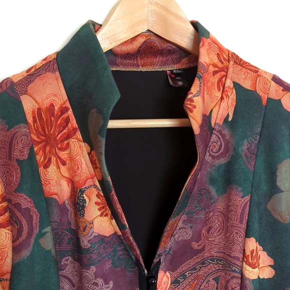 Paisley and Floral Patterned Jacket - Picture 3 of 6